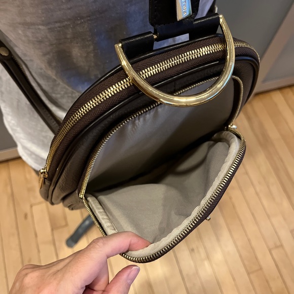 Valentina Leather Convertible Purse - Picture 6 of 7